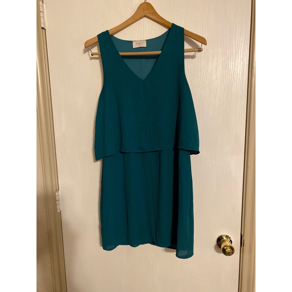 Everly Teal Green V-Neck Tiered Mini Dress Sleeveless Shift Size S